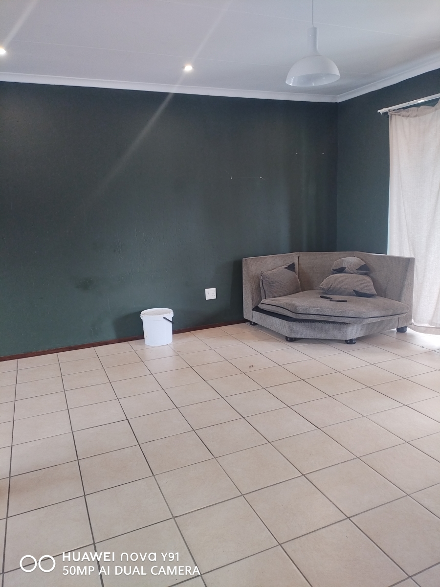 2 Bedroom Property for Sale in Rynfield A H Gauteng