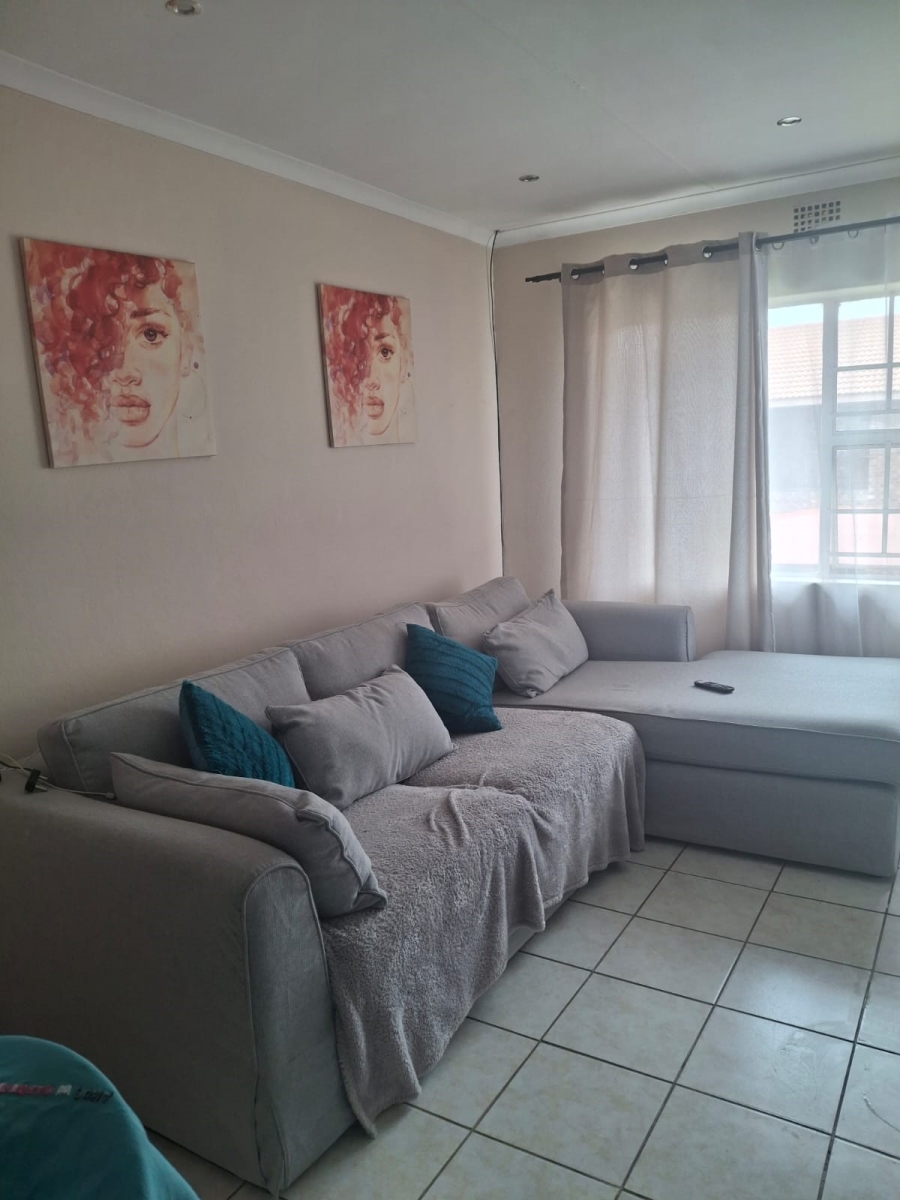 2 Bedroom Property for Sale in Crystal Park Gauteng