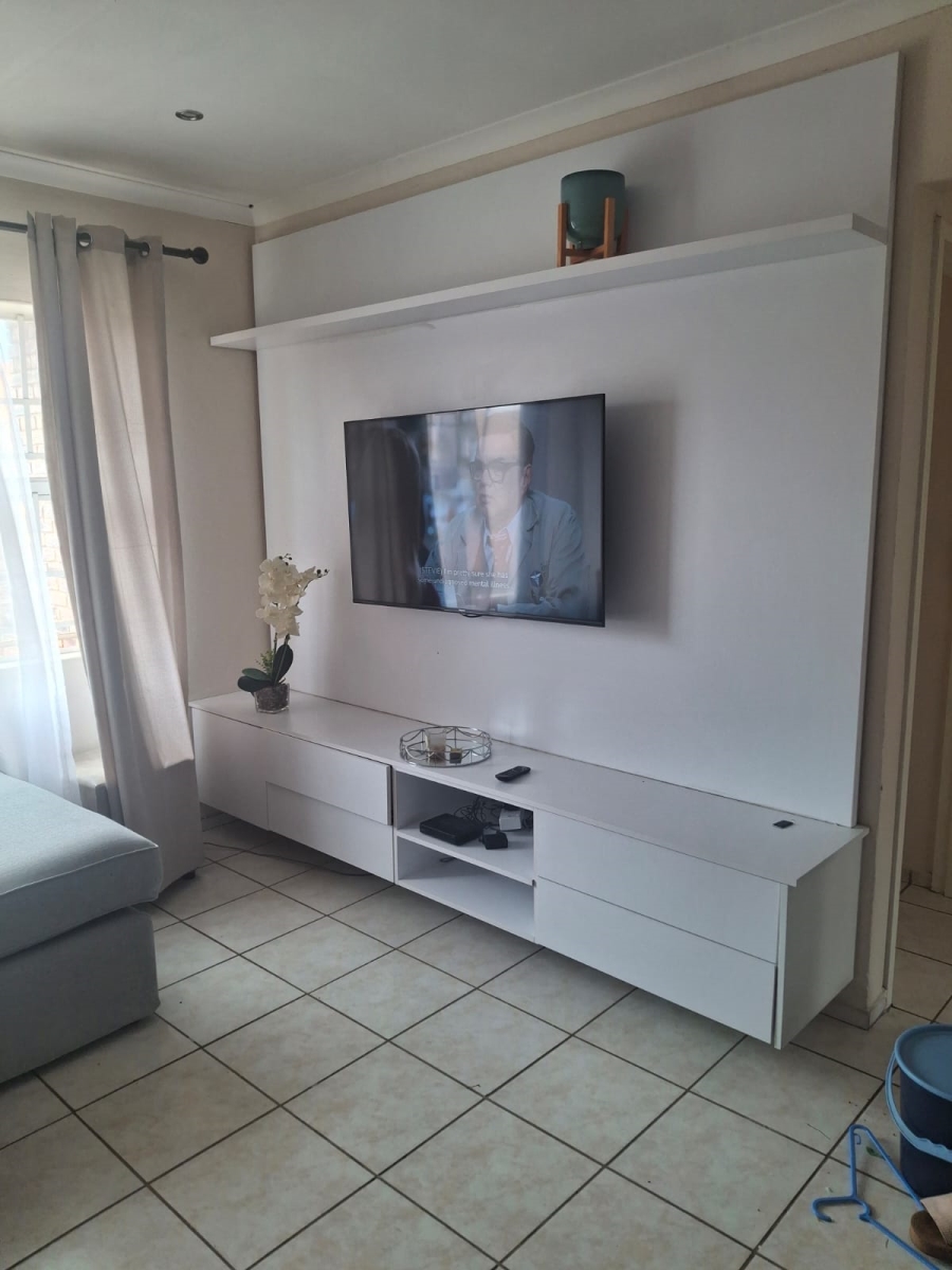 2 Bedroom Property for Sale in Crystal Park Gauteng