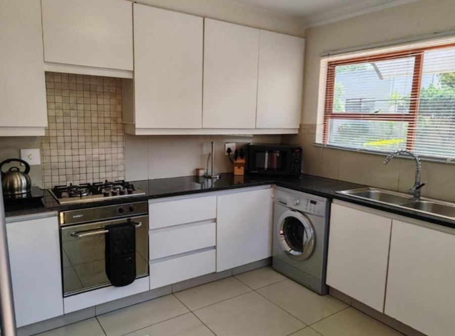 To Let 2 Bedroom Property for Rent in Cedar Lakes Gauteng