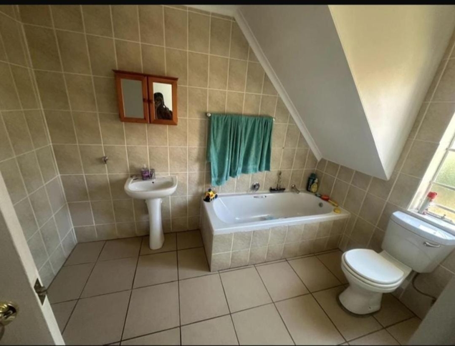 4 Bedroom Property for Sale in Ruimsig Gauteng