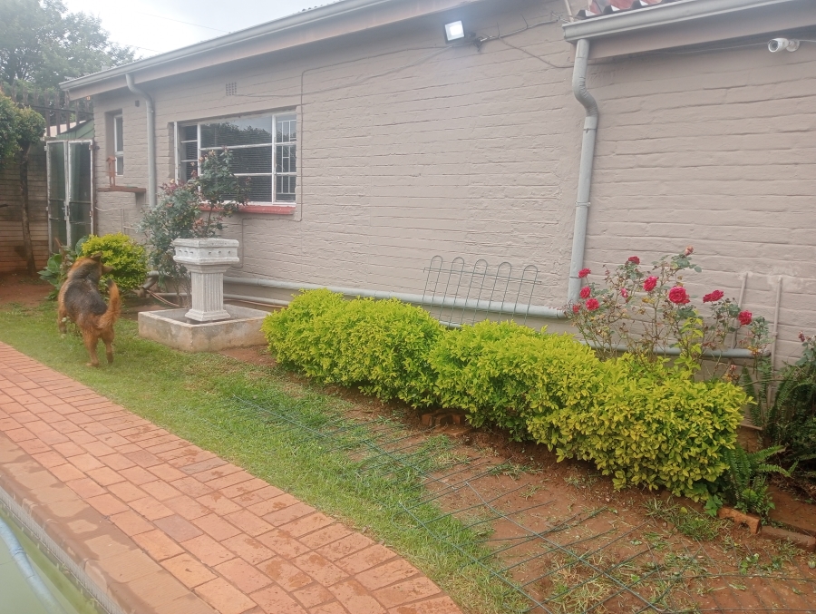 4 Bedroom Property for Sale in Quellerie Park Gauteng