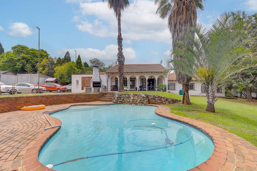 4 Bedroom Property for Sale in Bryanston Gauteng