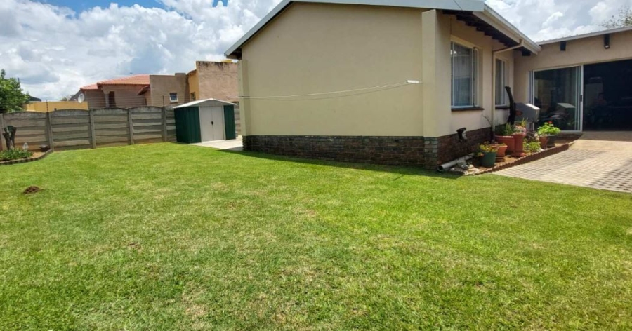 3 Bedroom Property for Sale in Elandspark Gauteng