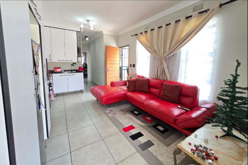 2 Bedroom Property for Sale in South Hills Gauteng