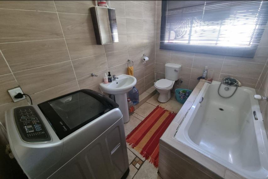 3 Bedroom Property for Sale in South Hills Gauteng