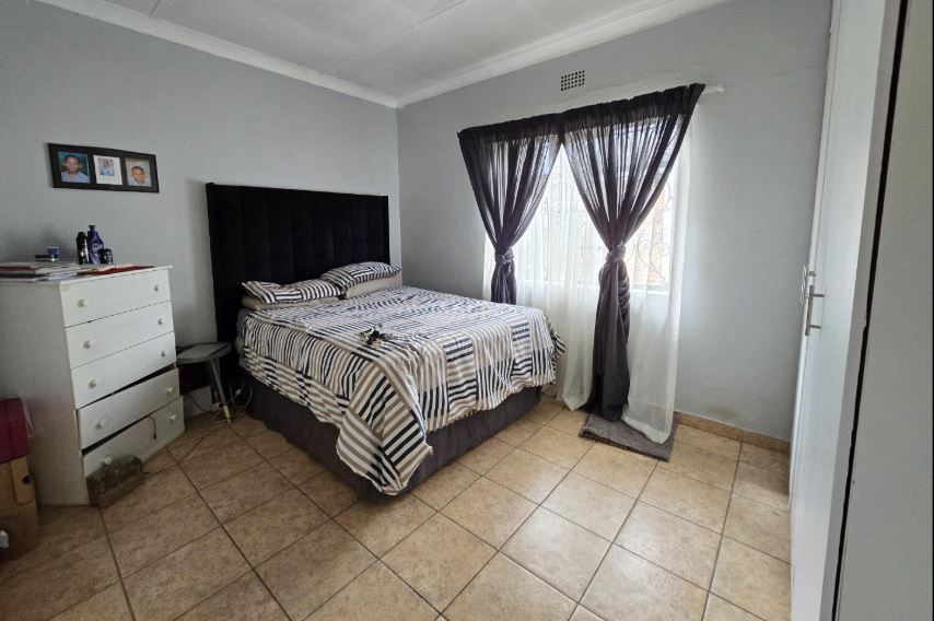 3 Bedroom Property for Sale in South Hills Gauteng