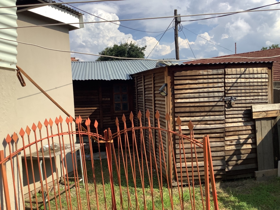 3 Bedroom Property for Sale in Bonaero Park Gauteng