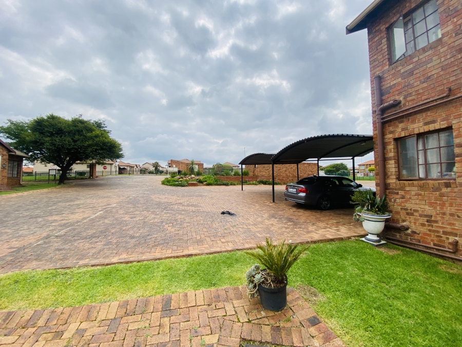 3 Bedroom Property for Sale in Elandspark Gauteng