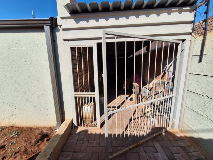 3 Bedroom Property for Sale in Hesteapark Gauteng