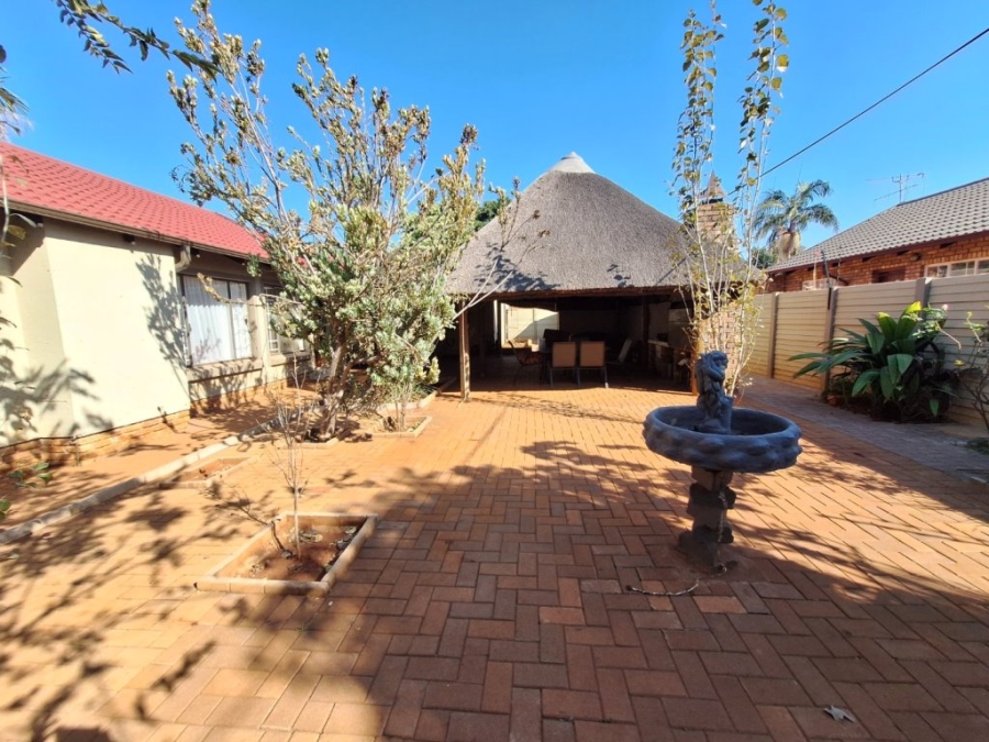 3 Bedroom Property for Sale in Hesteapark Gauteng