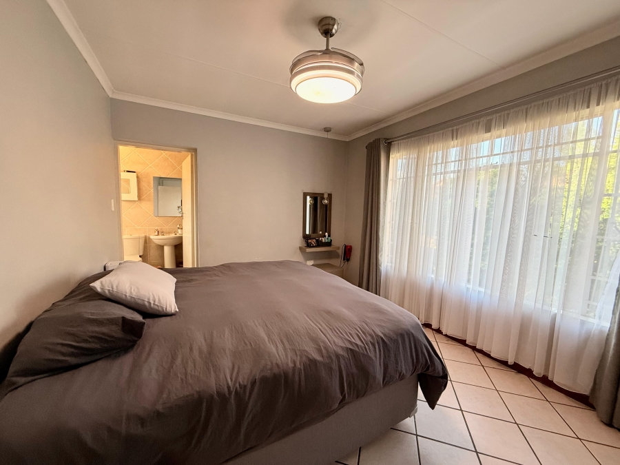 2 Bedroom Property for Sale in Amberfield Gauteng