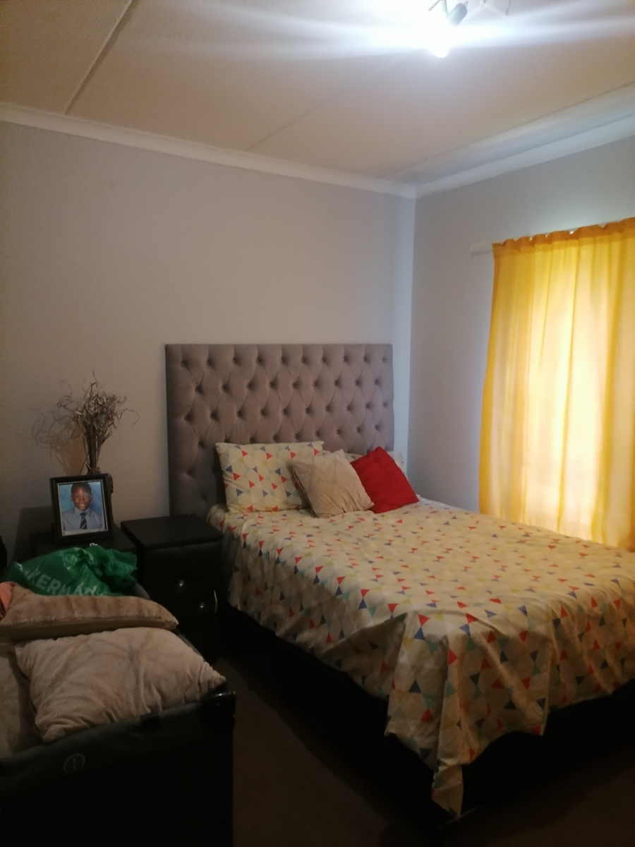 To Let 2 Bedroom Property for Rent in Noordwyk Gauteng