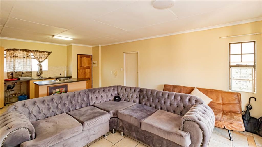 2 Bedroom Property for Sale in Midridge Park Gauteng