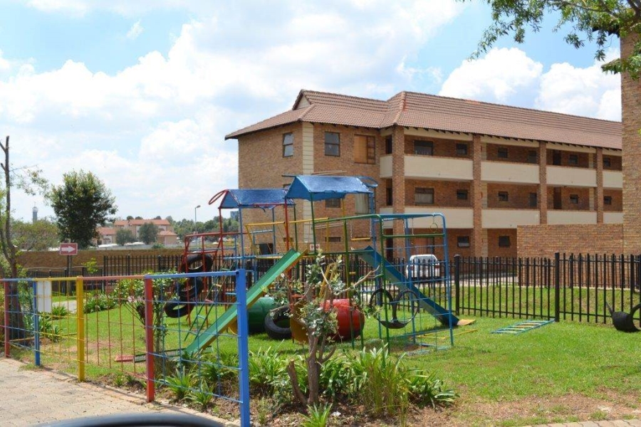 2 Bedroom Property for Sale in Midridge Park Gauteng