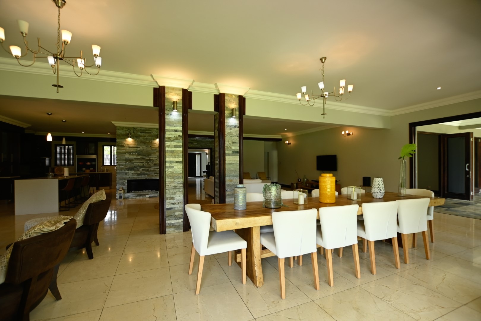 5 Bedroom Property for Sale in Sable Hills Gauteng