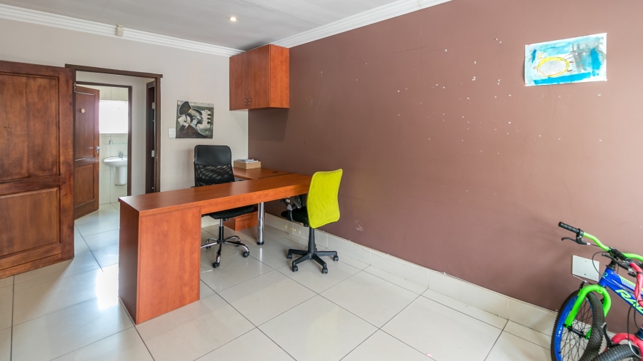 4 Bedroom Property for Sale in Vorna Valley Gauteng