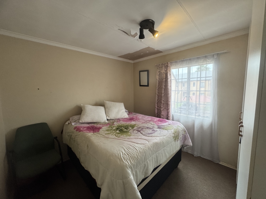 2 Bedroom Property for Sale in Albermarle Gauteng