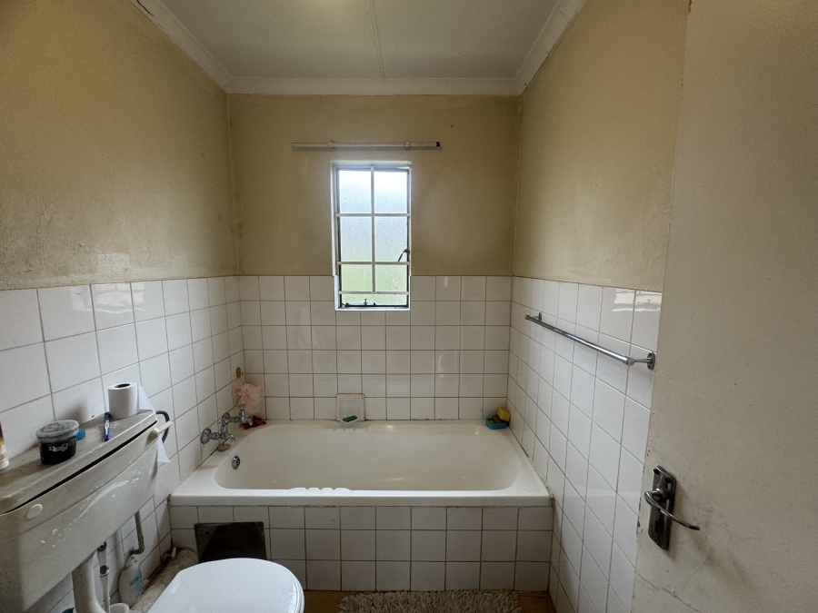 2 Bedroom Property for Sale in Albermarle Gauteng