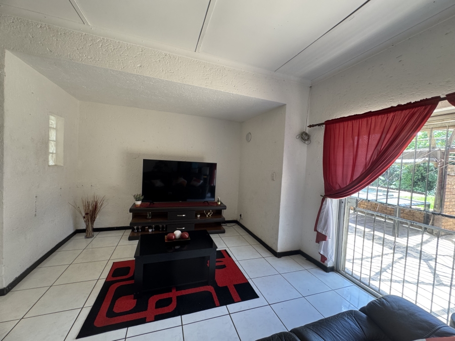 To Let 4 Bedroom Property for Rent in Hazelpark Gauteng