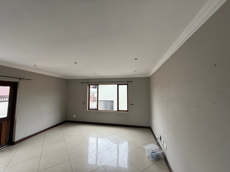 To Let 3 Bedroom Property for Rent in Barbeque Downs Gauteng