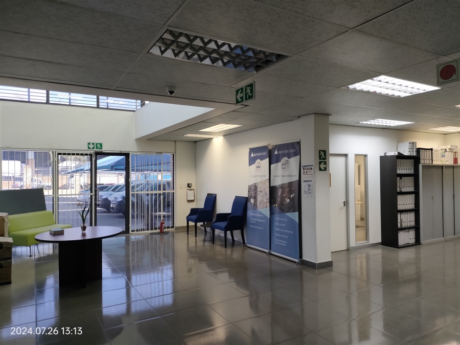 To Let commercial Property for Rent in North Riding Gauteng