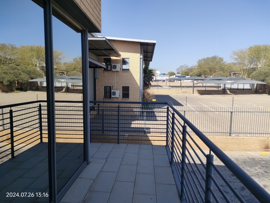 To Let commercial Property for Rent in North Riding Gauteng