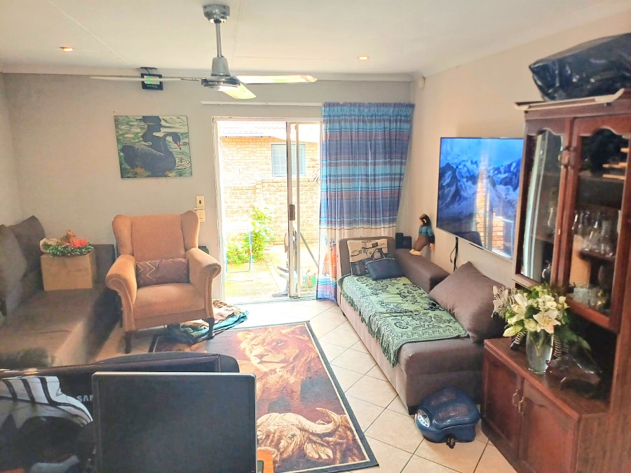 2 Bedroom Property for Sale in Clubview Gauteng