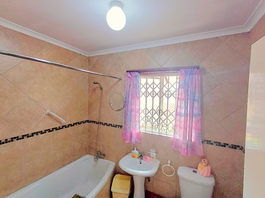 2 Bedroom Property for Sale in Clubview Gauteng
