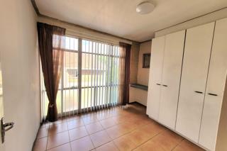 3 Bedroom Property for Sale in Denlee Gauteng