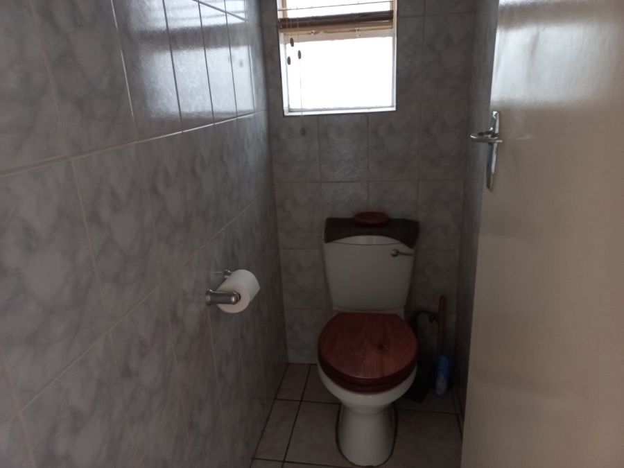 3 Bedroom Property for Sale in Denlee Gauteng