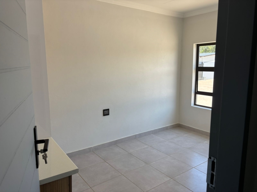 2 Bedroom Property for Sale in Modder East Gauteng