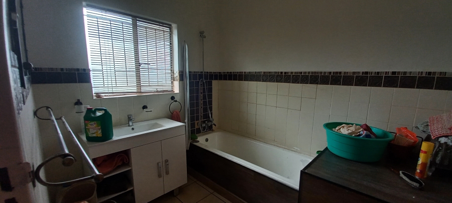 3 Bedroom Property for Sale in Wonderboom South Gauteng