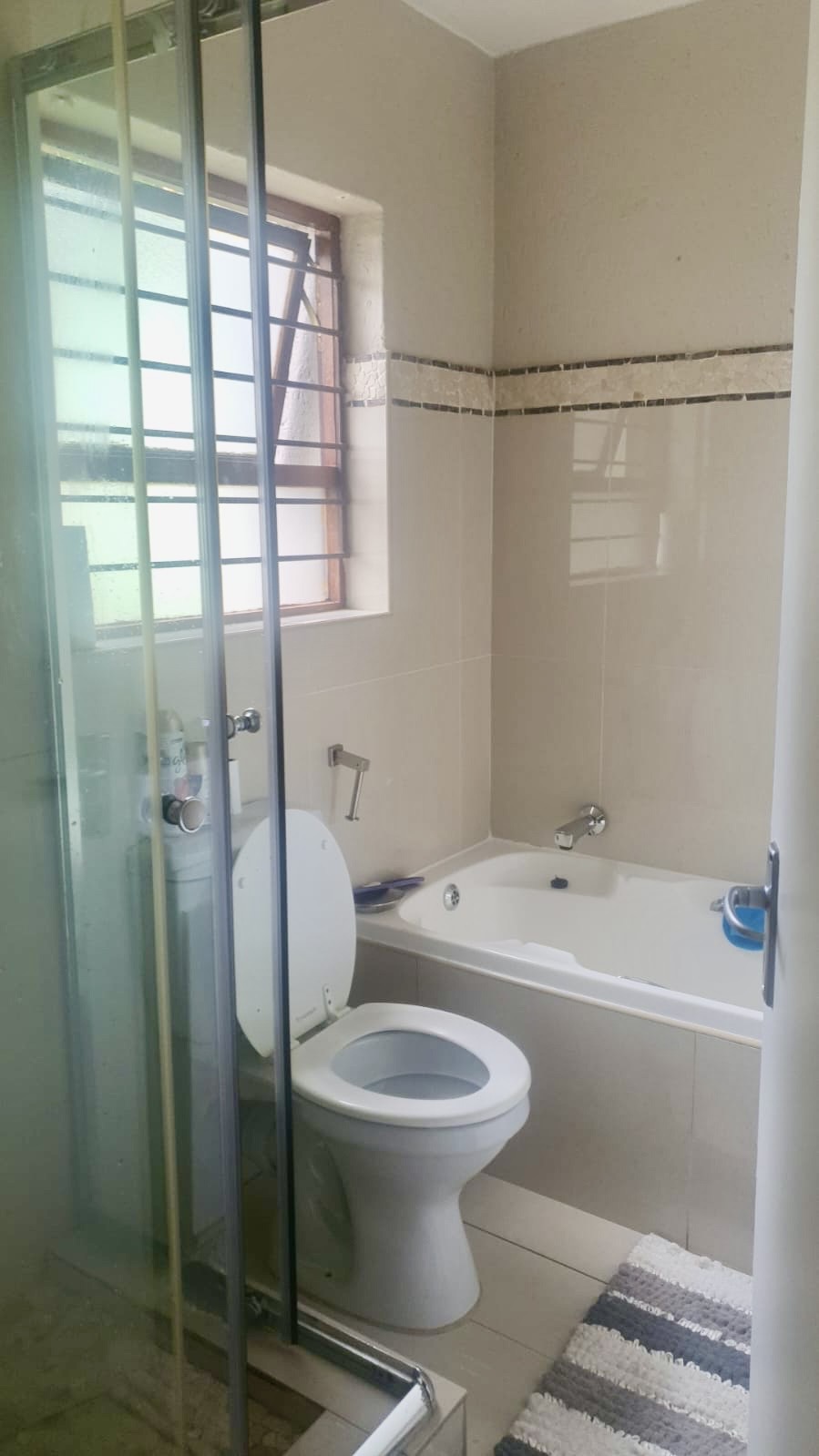 To Let 1 Bedroom Property for Rent in Paulshof Gauteng