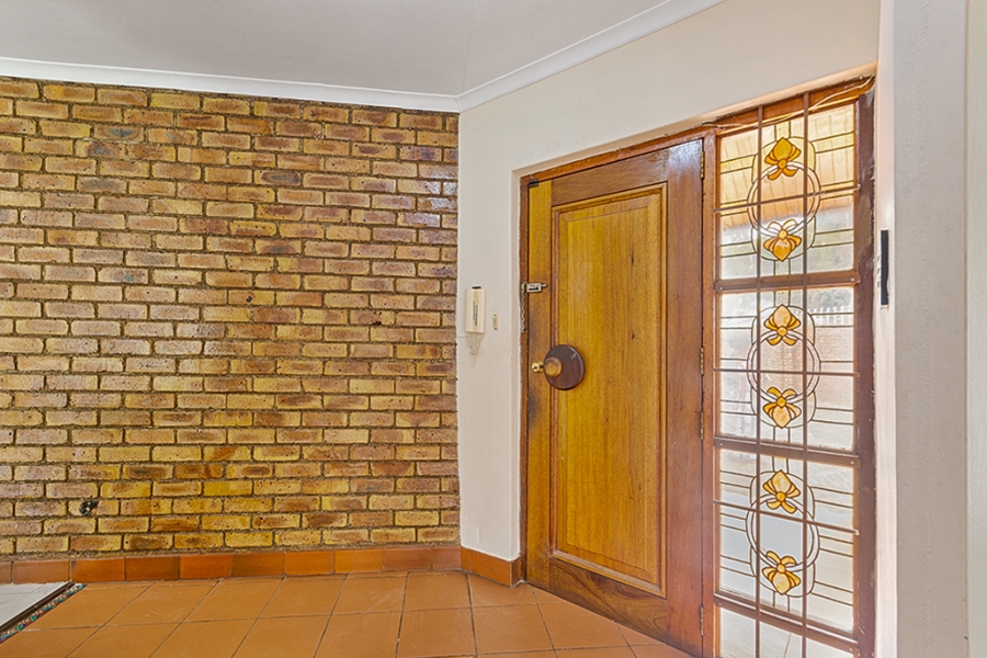 5 Bedroom Property for Sale in Edleen Gauteng