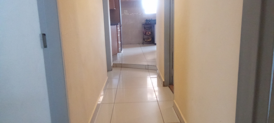 3 Bedroom Property for Sale in Tshepisong Gauteng