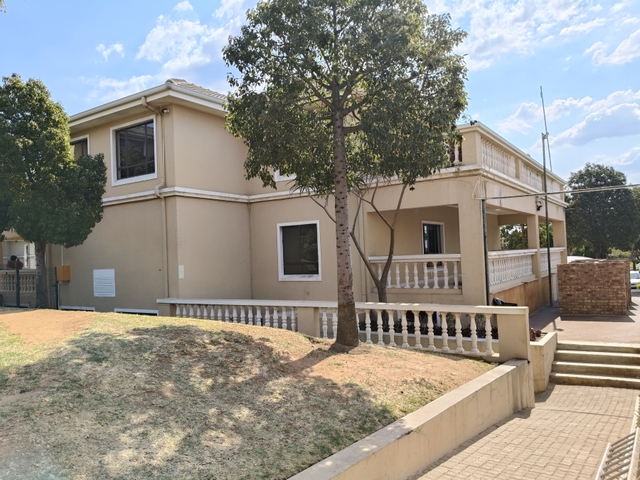 To Let 2 Bedroom Property for Rent in Carlswald Gauteng