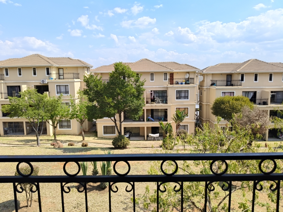 To Let 2 Bedroom Property for Rent in Carlswald Gauteng