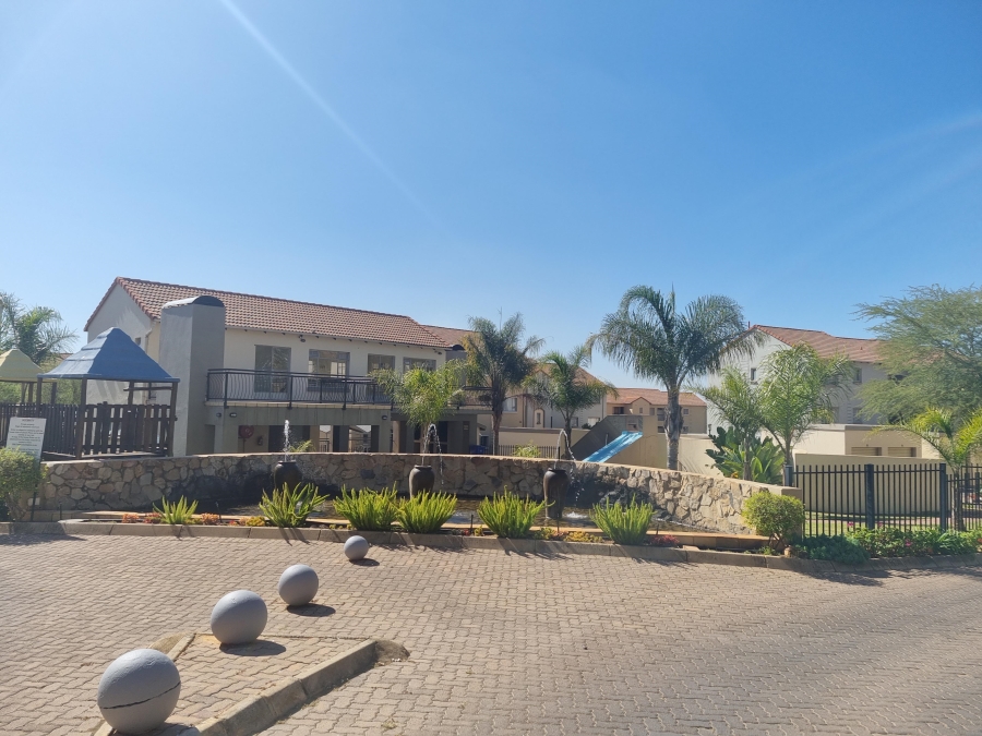 2 Bedroom Property for Sale in Paramount Estate Gauteng