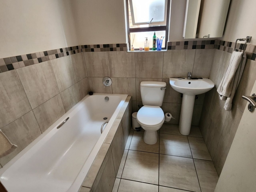 3 Bedroom Property for Sale in Beyers Park Gauteng