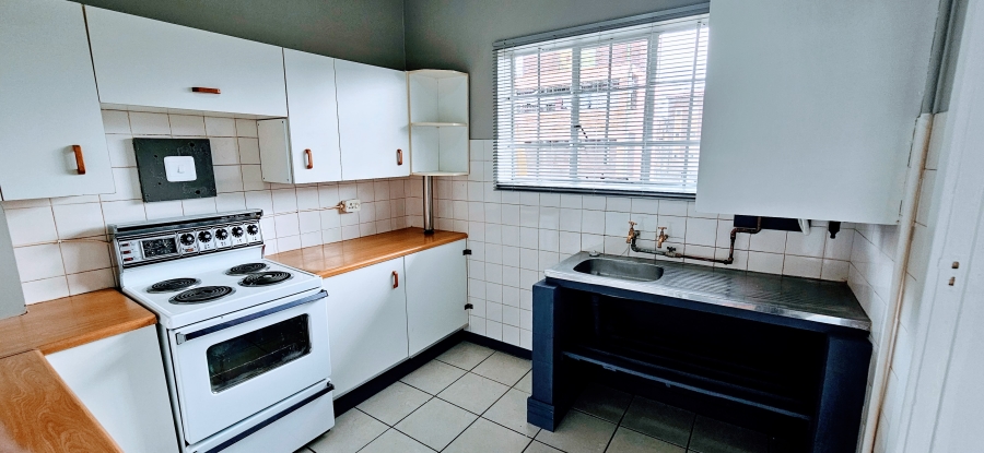 2 Bedroom Property for Sale in Peacehaven Gauteng