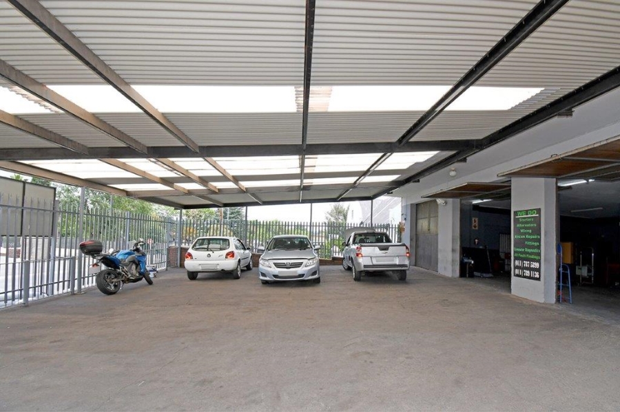 Commercial Property for Sale in Blairgowrie Gauteng