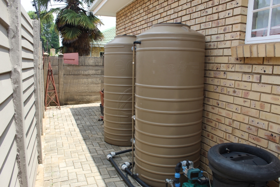 2 Bedroom Property for Sale in Three Rivers Gauteng