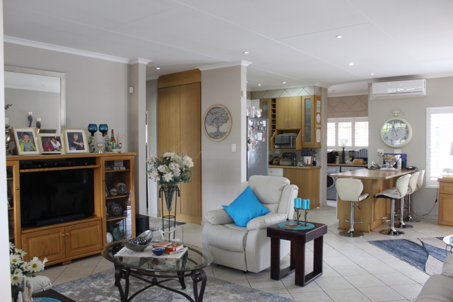 2 Bedroom Property for Sale in Three Rivers Gauteng