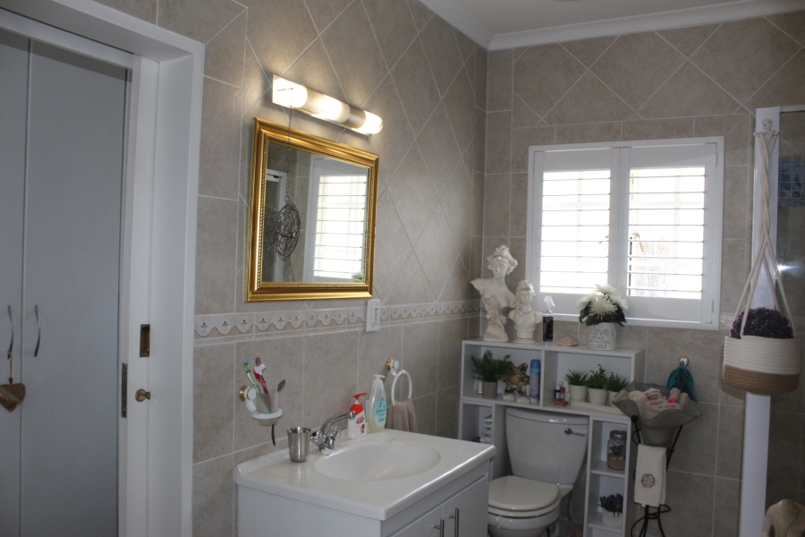 2 Bedroom Property for Sale in Three Rivers Gauteng