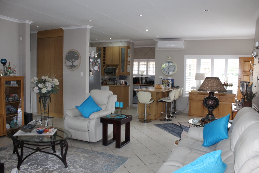 2 Bedroom Property for Sale in Three Rivers Gauteng