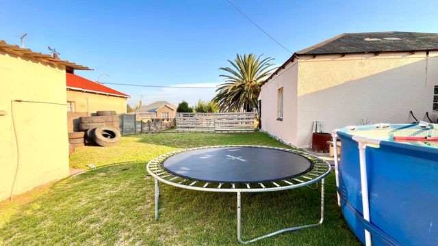 To Let 3 Bedroom Property for Rent in Brakpan Central Gauteng