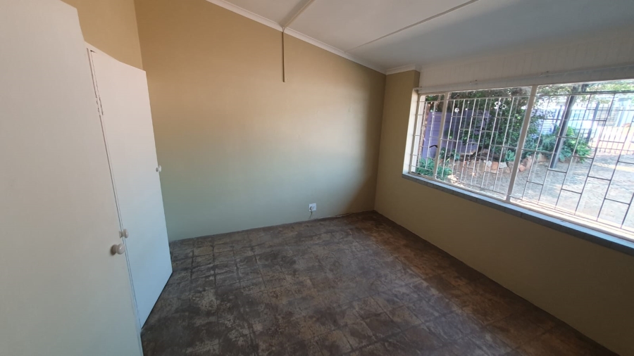 Commercial Property for Sale in Sinoville Gauteng