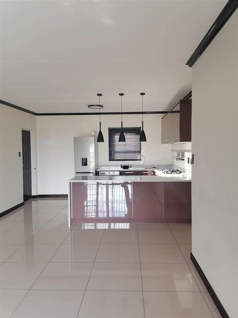 To Let 3 Bedroom Property for Rent in Blue Hills Gauteng