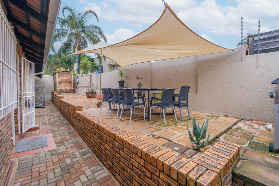 3 Bedroom Property for Sale in Rangeview Gauteng